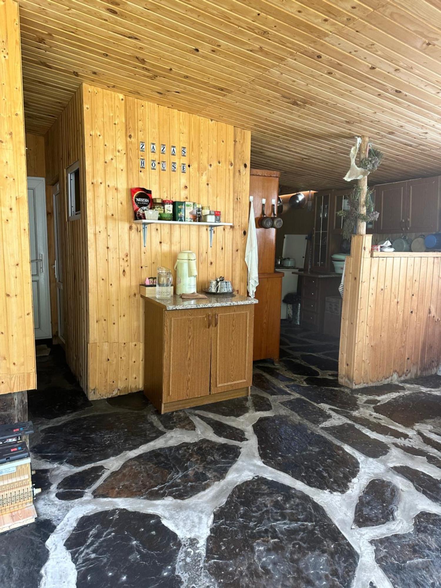 Pirikiti Hotel Akhmeta Bagian luar foto