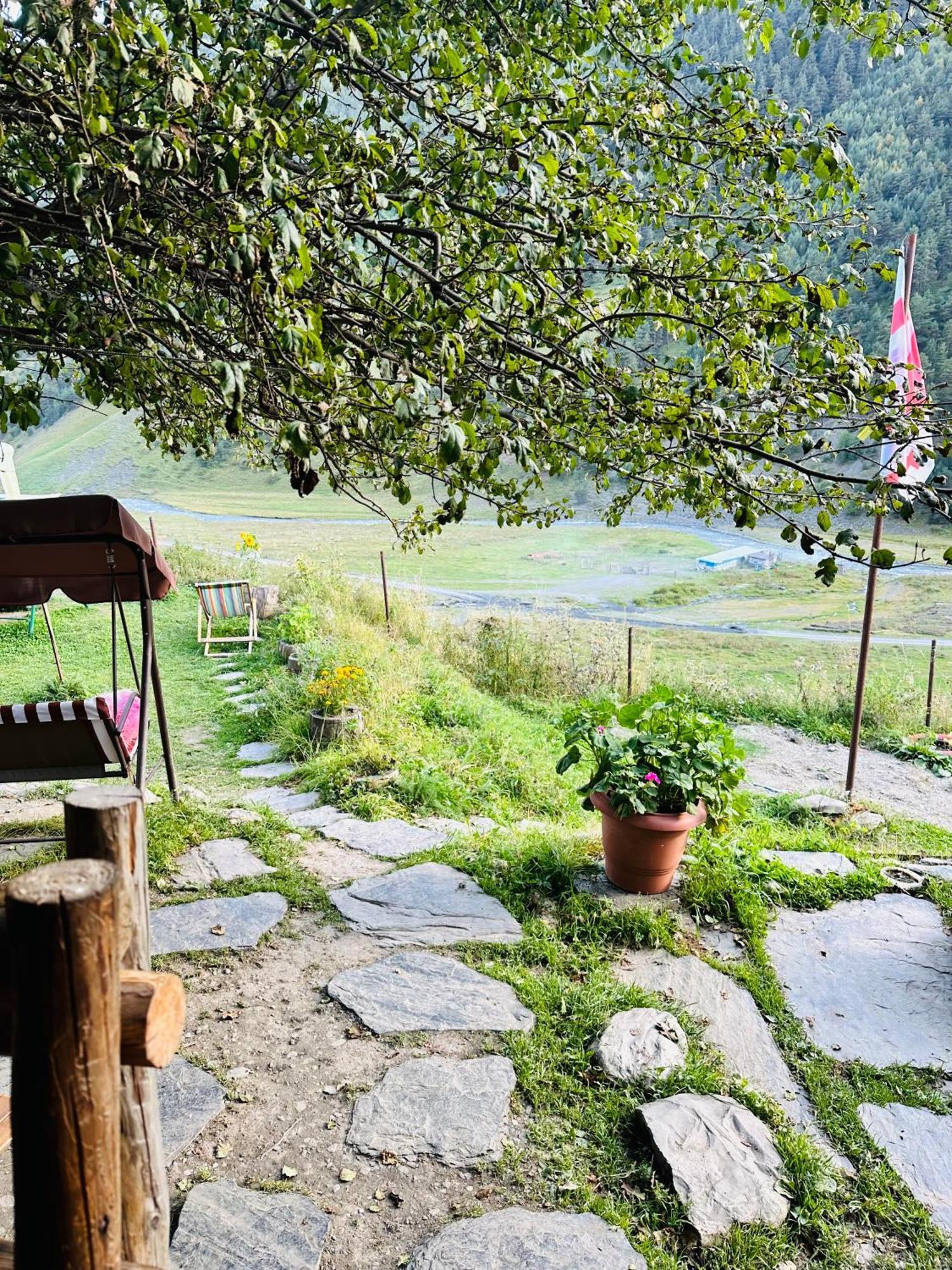 Pirikiti Hotel Akhmeta Bagian luar foto
